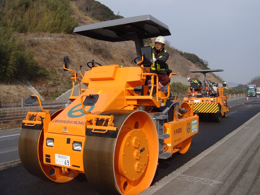 Tuyển TTS VẬN HÀNH MÁY XÂY DỰNG đơn hàng số 6